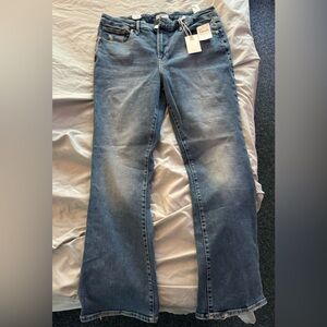 Unworn Good American jeans size 14 x 32.
